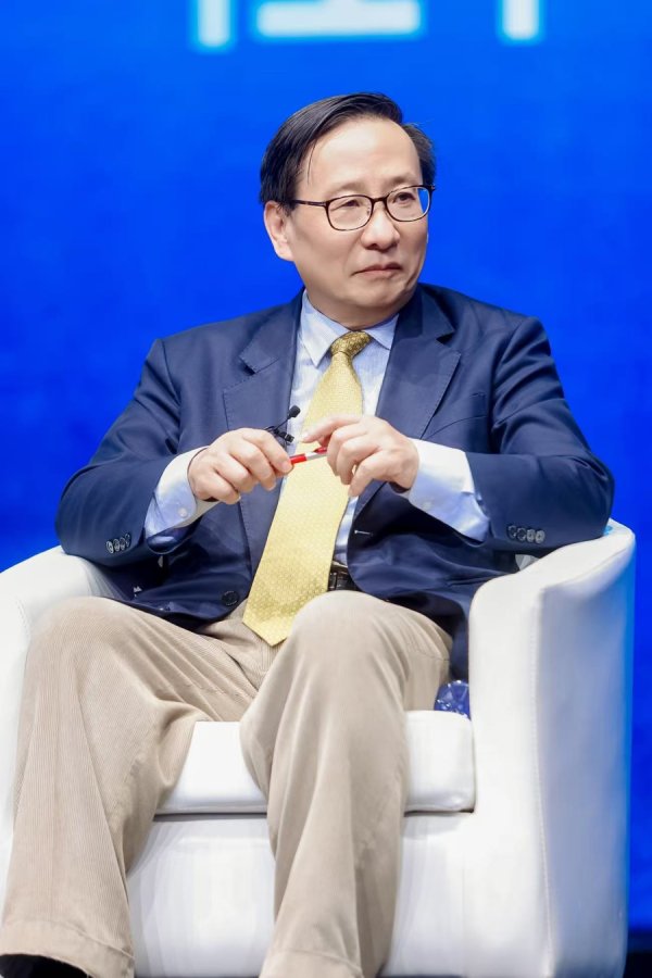 专访高志凯：理科生划不出“高志凯线”